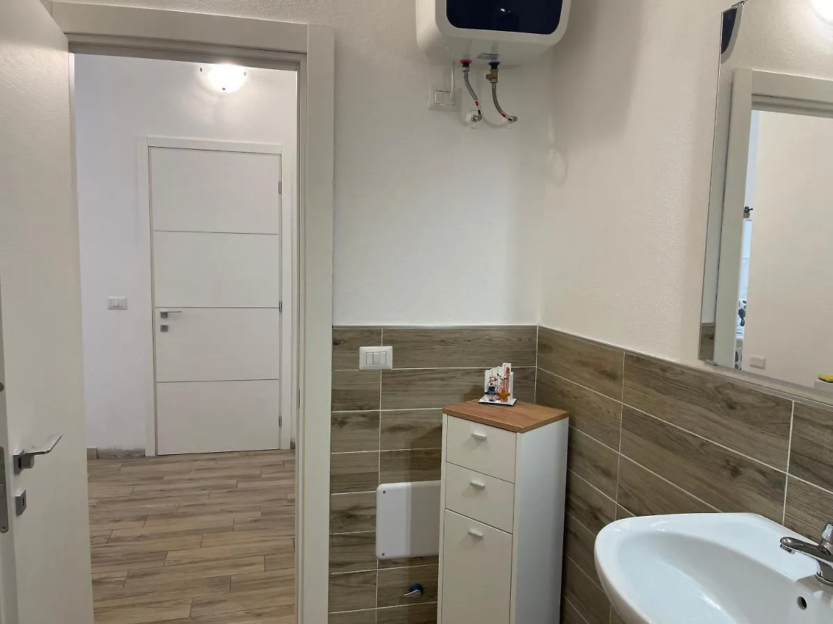 Guest house White Shell Rooms Self Check-In Affittacamere Alghero
