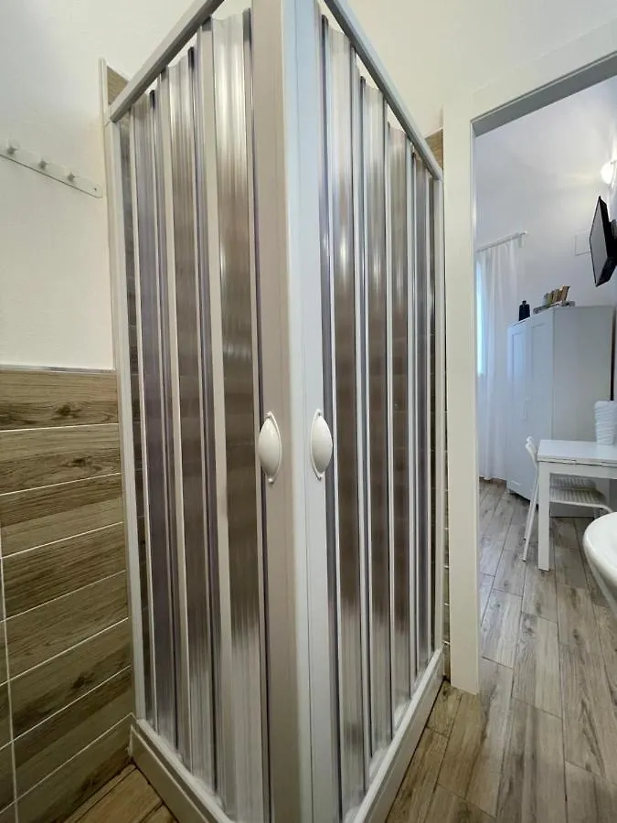 Guest house White Shell Rooms Self Check-In Affittacamere Alghero Italy